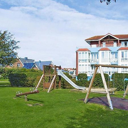 Apartment In Cuxhaven With A Shared Pool Extérieur photo
