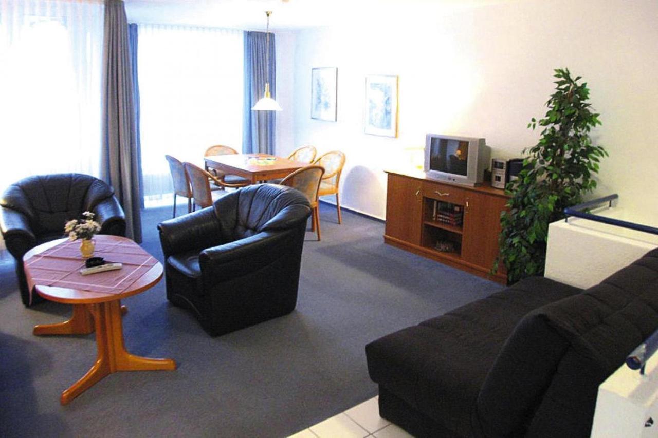 Apartment In Cuxhaven With A Shared Pool Extérieur photo
